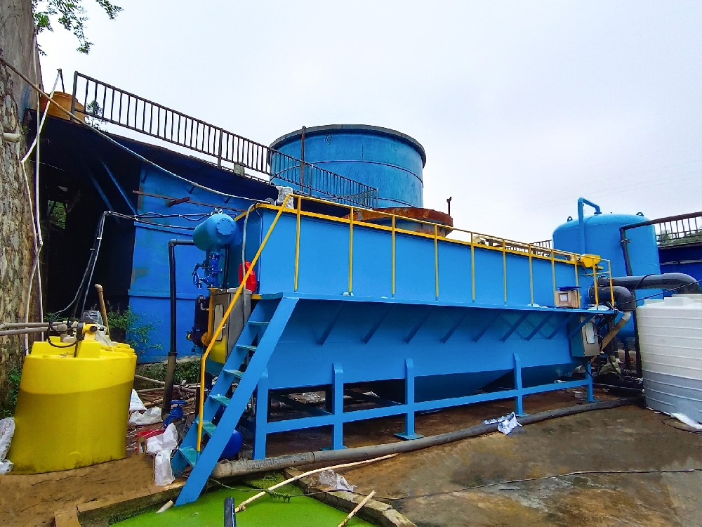 溶氣氣浮機(jī)，養(yǎng)豬場(chǎng)廢水處理的核心設(shè)備